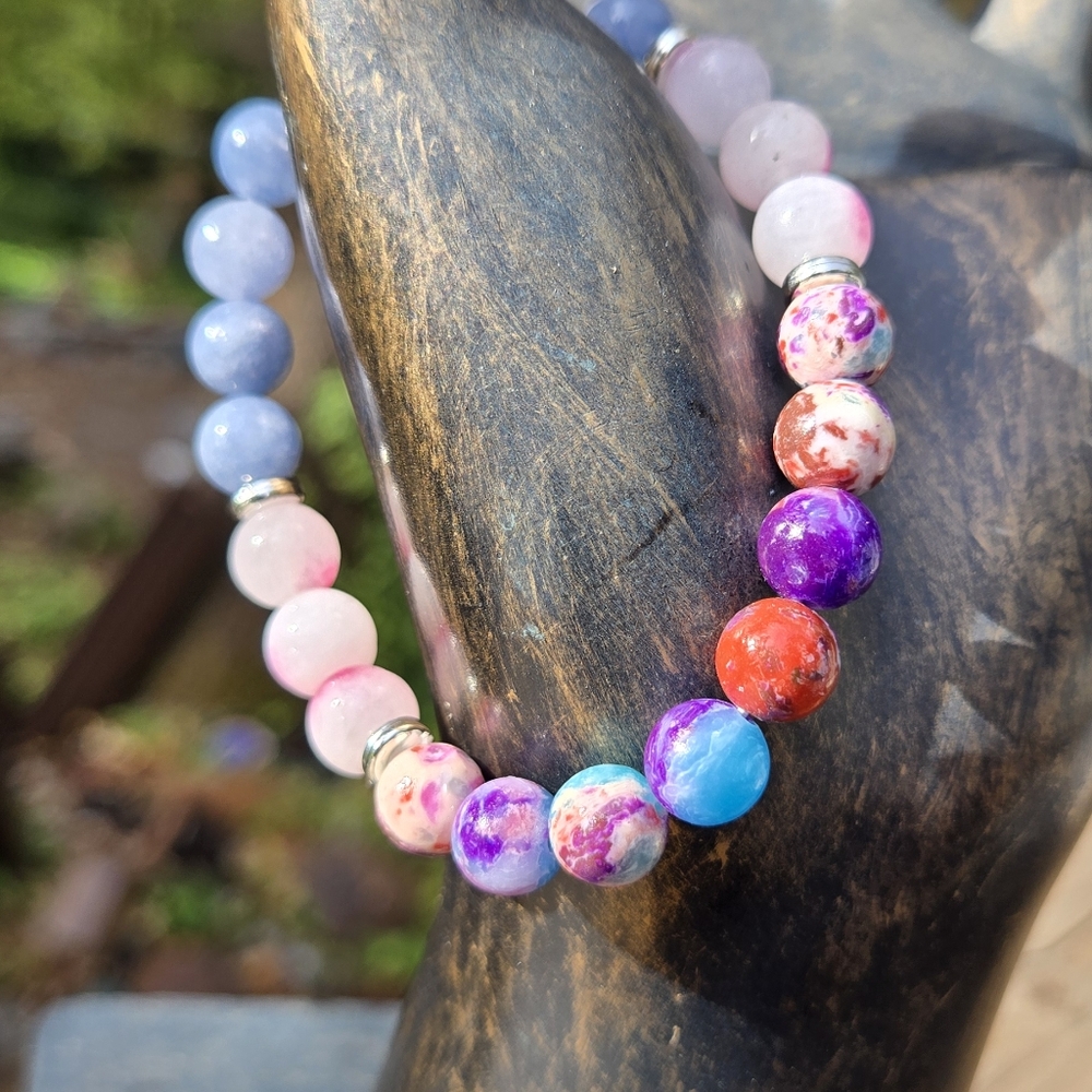Chalcedony Soldalite & Desert agate natural crystal gemstone stretch bracelet - Picture 7 of 7